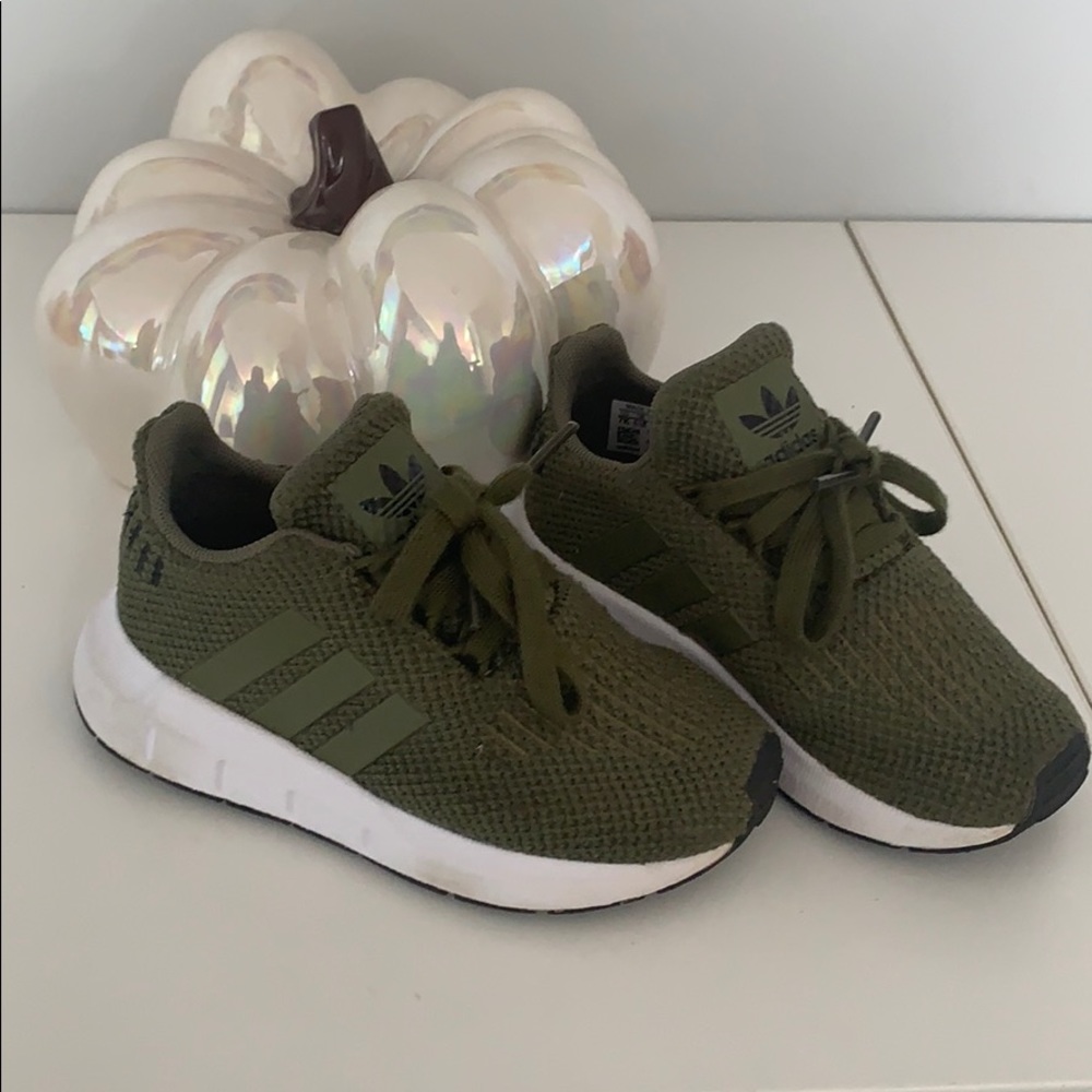 Hunter Green Adidas